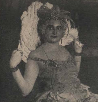 A. Czapska jako Coton w operze Casanova T. Wielki (Warszawa 1923)