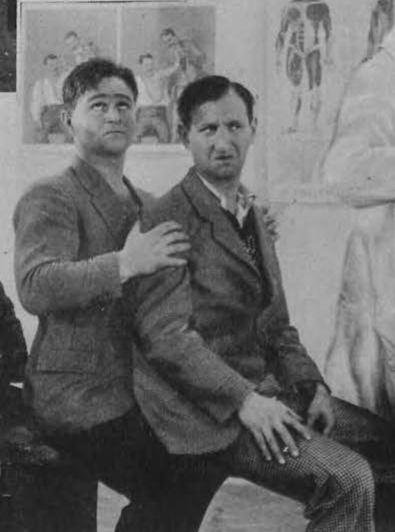 A. Dymsza i Kazimierz Krukowski w filmie Ułani ułani chłopcy malowani (Głos poranny dod ilustr. 22.11.1931)