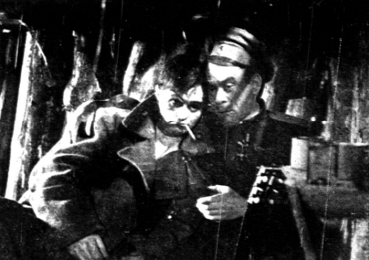 A. Dymsza i M. Znicz w filmie Dodek na froncie (1936)