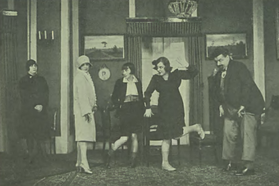 A. Jasińska, M.Majdrowicz, J. Zaklicka, H. Zawadzka, A. Zelwerowicz w sztuce Aktorki T. Narodowy Warszawa (Świat, nr 29, 1927)