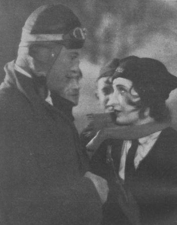 Baśka Orwid Andrzej Karewicz w filmie Gwieździsta eskadra (Tęcza nr 3, 18 styczeń 1930)