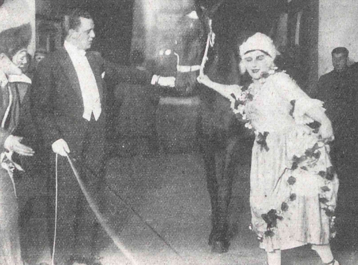 J. Leszczyński K. Skalska na arenie cyrku (Świat nr 10, 1925)