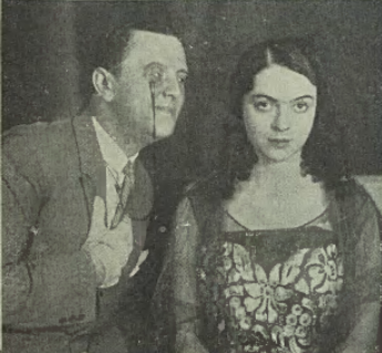 J. Leszczyński i M. Majdrowicz w przedstawieniu Panna Marcelina T. Letni Warszawa (Świat, nr 16, 1927)