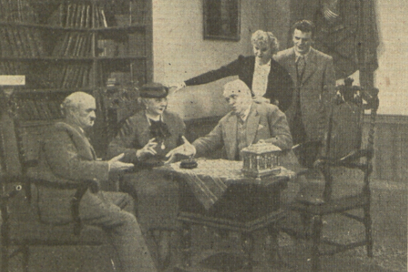 J. Orwid, M. Ćwiklińska, A. Fertner, M. Bogda, A. Brodzisz w filmie Pan redaktor szaleje (1937)