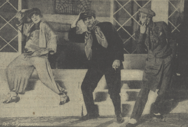 K. Niewiarowska, W. Szczawiński, W. Misiewicz w operetce Królowa nocy T. Niewiarowskiej Warszawa (Kurier Czerwony nr 16, 1927)