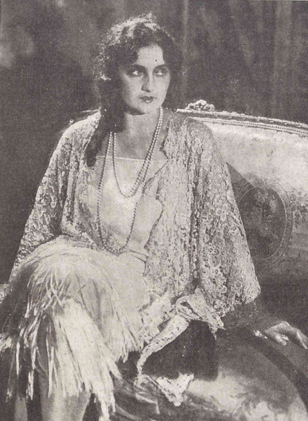 L. Pancewiczowa w sztuce Wielka księżna i chłopiec hotelowy T. Polski (Świat nr 26, 1925)