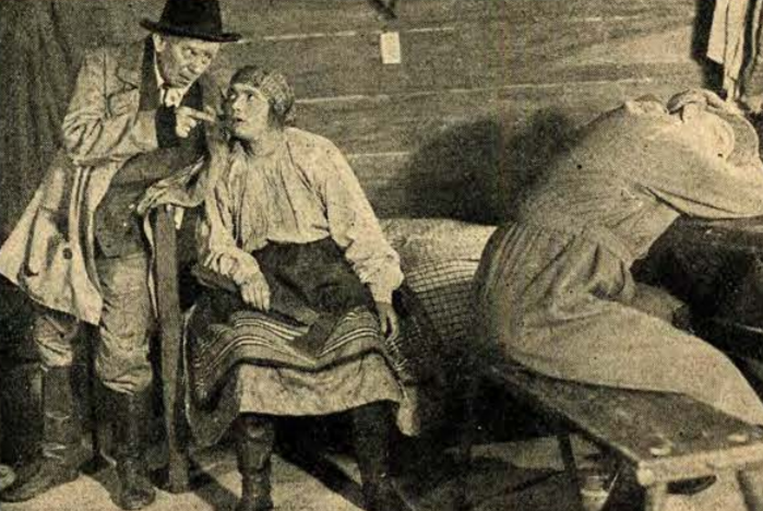 L. Solski, S. Broniszówna, E. Solarski w sztuce Niespodzianka T. Narodowy Warszawa (1929)