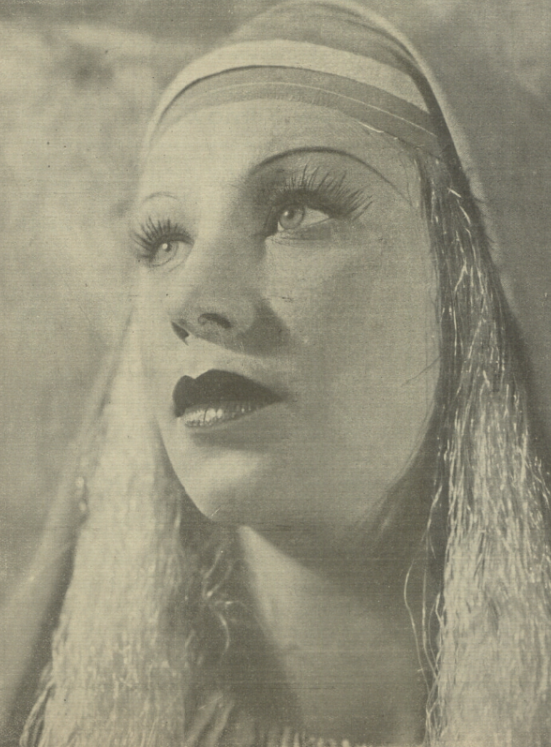 L. Żelichowska w filmie Ty co w Ostrej świecisz Bramie (1937)