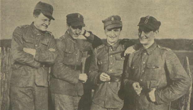 S. Jaśkiewicz, M. Milecki, M. Węgrzyn, M. Cybulski w filmie Płomienne serca (1937)