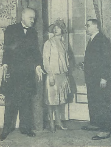 T. Frenkiel (Wrzesiński), M. Majdrowicz (Irena), S.. Jaracz (Siewski) w sztuce Uśmiech losu T. Narodowy Warszawa (Świat, nr 52, 1926)