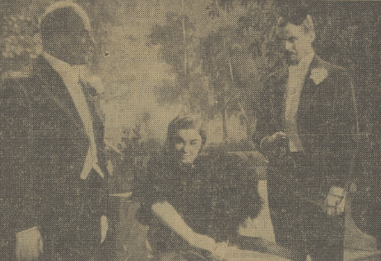 Witold Zacharewicz Irena Eichlerówna Bogusław Samborski w scenie z filmu Róża (Dobry Wieczór! Kurier Czerwony nr 101, 1936)