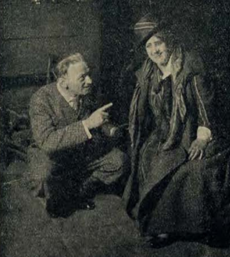 Władysław Grabowski i Zofia Czaplińska w sztuce Pociąg widmo (T. Mały Warszawa, 1928)
