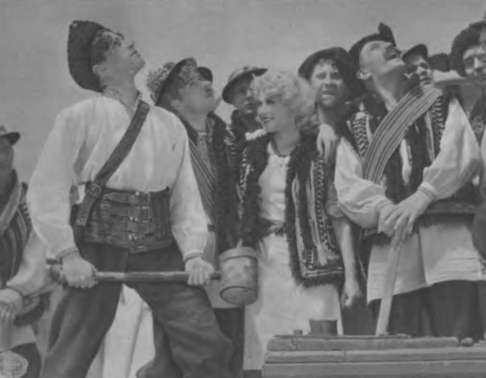 Z. Staniewicz, F. Żukowski, I. Benita, S. Sielański w filmie Przybłęda (Tęcza nr 12, 1933)