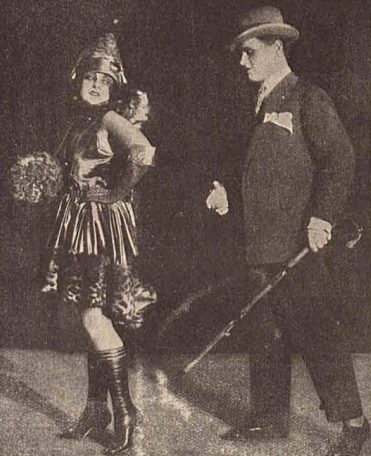 Zula Pogorzelska i Eugeniusz Bodo w kabarecie Perskie Oko 1926