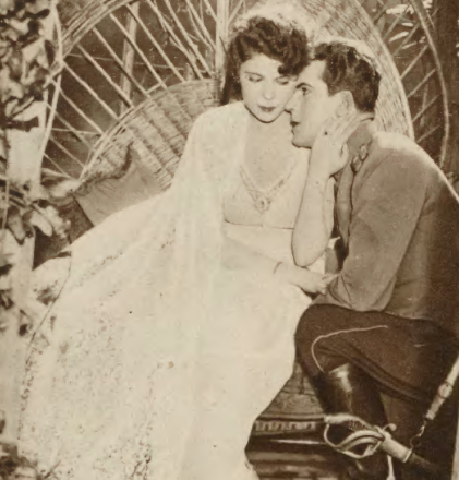 Nora Ney Adam Brodzisz w scenie z filmu Uroda życia (1929)