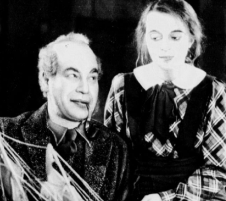 Franciszek Dominiak i Elżbieta Barszczewska w sztuce Księżyc w żółtej rzece ( T.Narodowy Warszawa 1937 )
