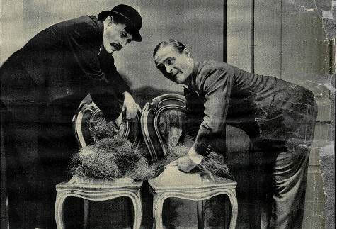 Adolf Dymsza i Vlasta Burian w filmie Dwanaście krzeseł (1933)