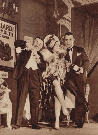 Antoni Fertner (dyr. Woreczek),Maria Gorczyńska (Marysia Czupurkowska),Leon Łuszczewski (dyr. Krzesławski) w sztuce Panienka z dancingu ( T.Letni Warszawa 1929)