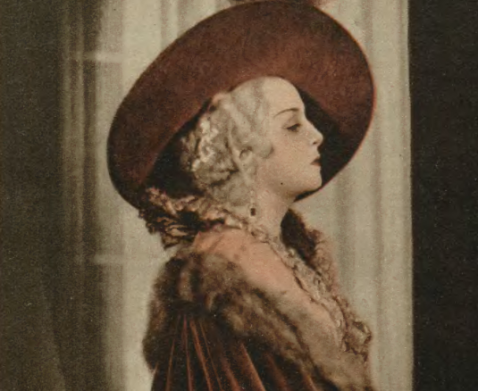 Maria Gorczyńska jako Lady Milford w sztuce pt. Intryga i miłość (T.Narodowy Warszawa 1935)