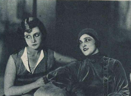 Jadwiga Kossocka i Zofia Grabowska w sztuce Wilki w nocy (T.Kameralny Łódź 1931)