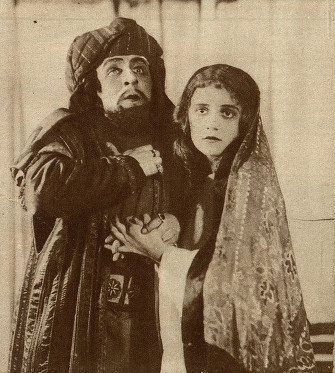 Karolina Lubieńska ( Lie ) Juliusz Łuszczewski ( Johanan ) w sztuce pt. Syn Boży - T.Deufouleta ( T. Polski Poznań 1927 )