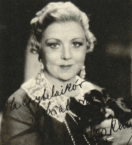 Mieczysława Ćwiklińska w scenie z filmu Panienka z poste restante 1935