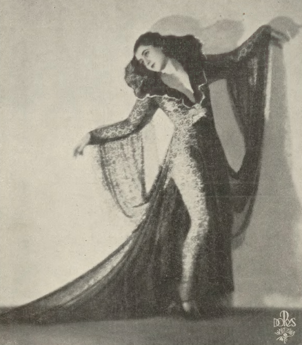 Janina Piaskowska w teatrze Morskie Oko ( Warszawa 1929 )