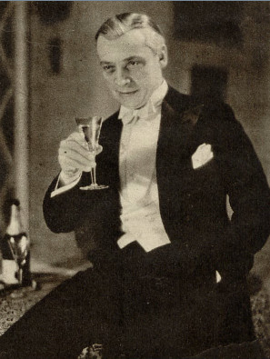 Janusz Ostoja Staszewski w sztuce pt. Stare wino ( T.im. Wyspiańskiego Katowice 1937 )