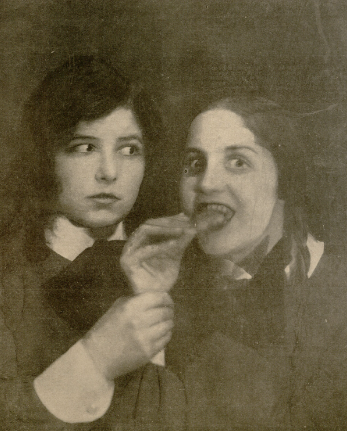 Stefania Lenerówna i Maria Gorczyńska w sztuce Szkoła wdzięku T. Letni Warszawa (Ilustracja nr 4, 1928)